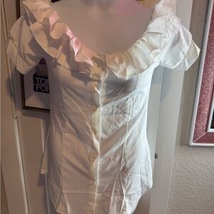 Elegant White Ruffled Women's Top